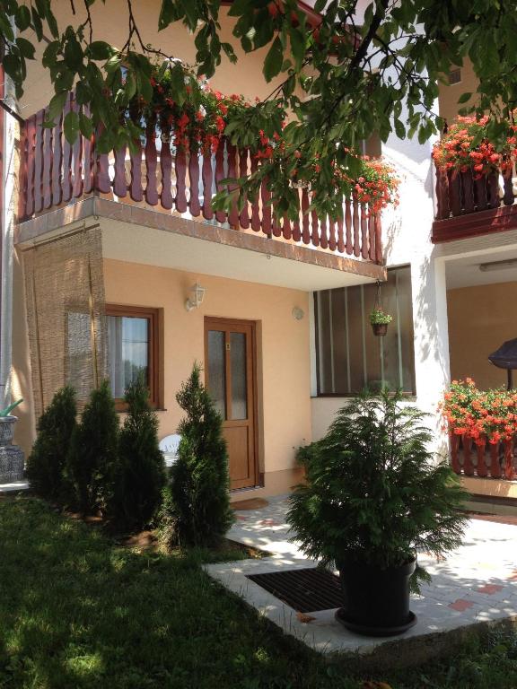 Budova, v ktorej sa apartmán nachádza