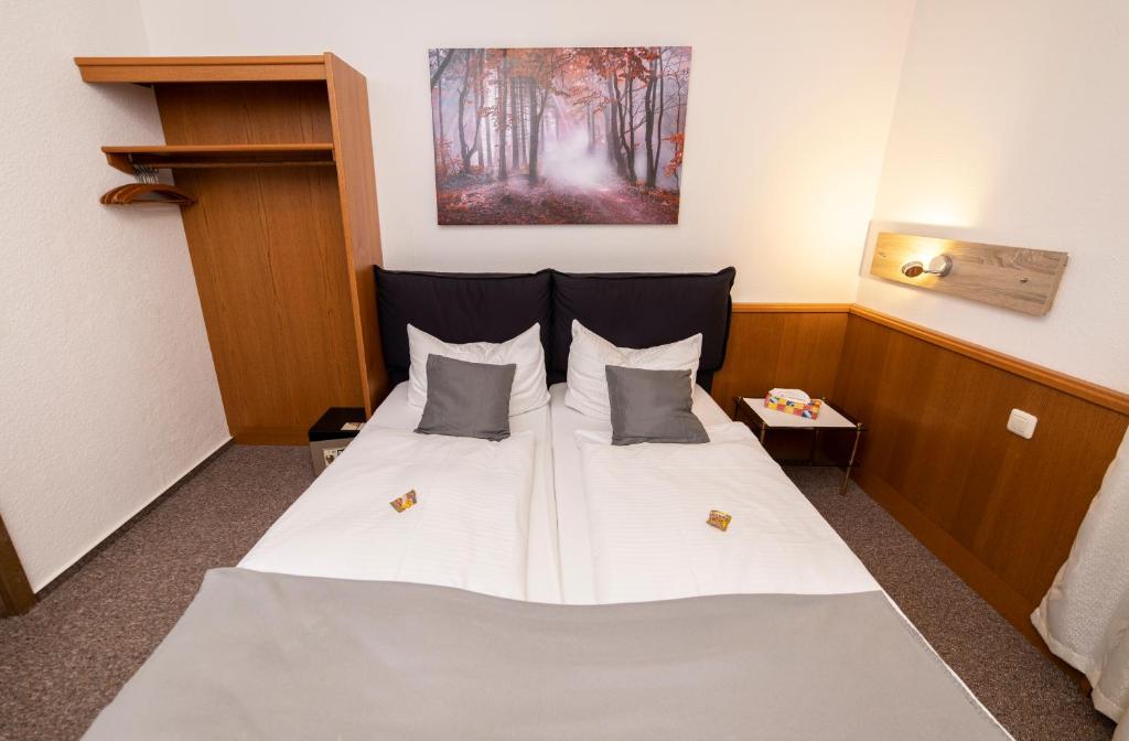 Hotel am Schlosspark Essen - Resim 31