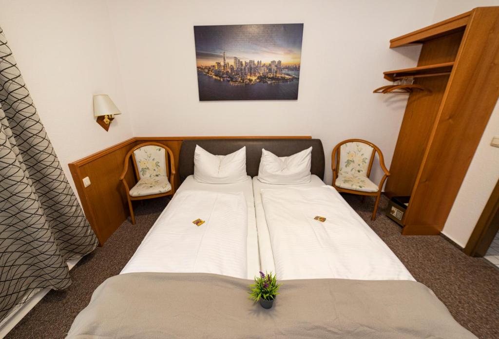 Hotel am Schlosspark Essen - Resim 26