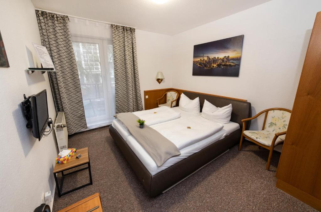 Hotel am Schlosspark Essen - Resim 35