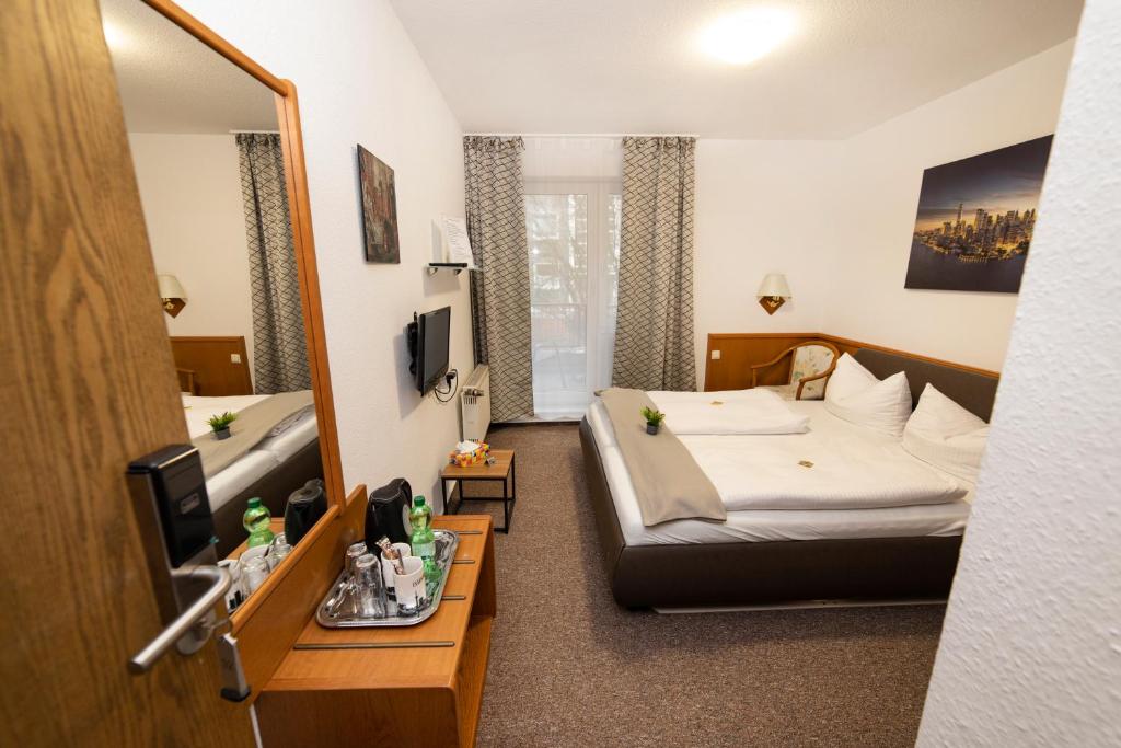 Hotel am Schlosspark Essen - Resim 4