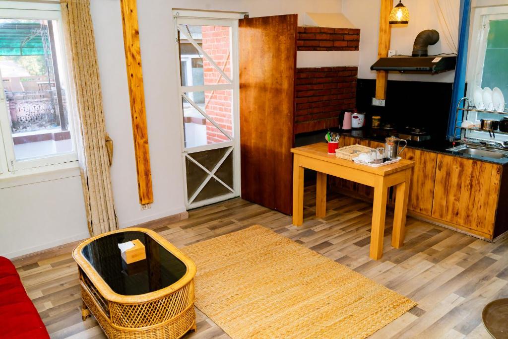 Kuchyň nebo kuchyňský kout v ubytování Silu Homes by Hostmandu