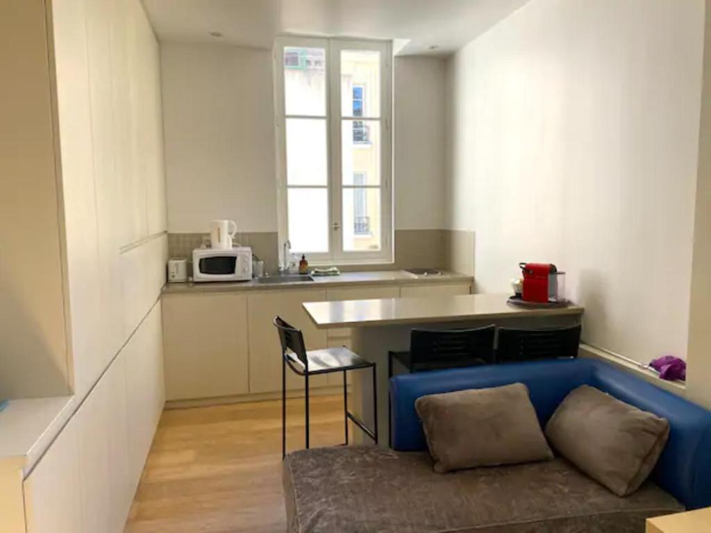 Delightful 1BR next to the Eiffel Tower