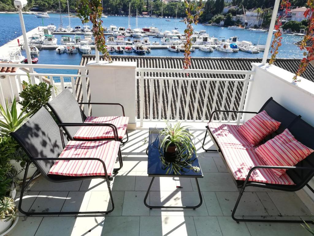 Balkón nebo terasa v ubytování Shell Bay Apartments