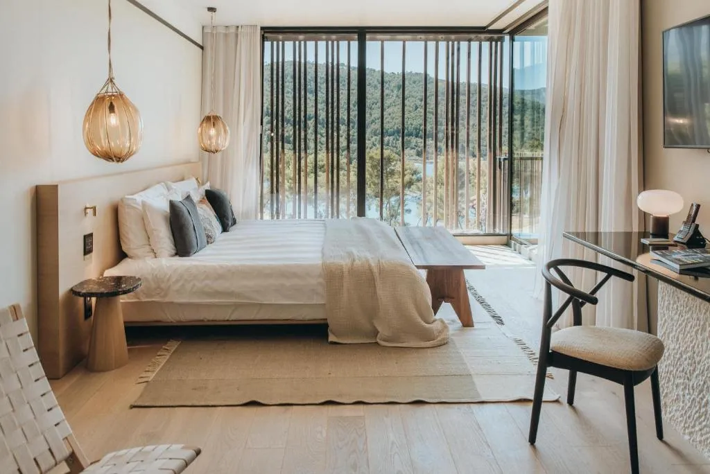 Double or Twin Room with Balcony and Garden View