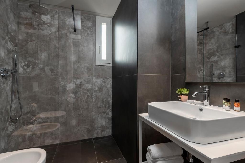 Koupelna v ubytování Civico25 Suite Hotel
