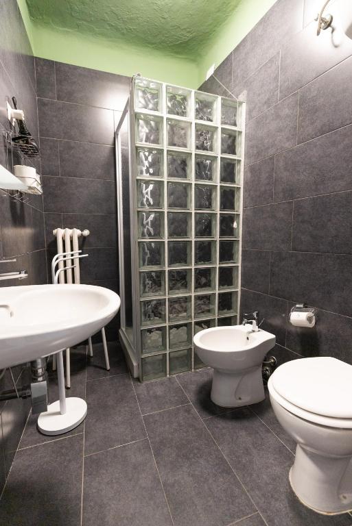 Łazienka w obiekcie Albergo Centrale