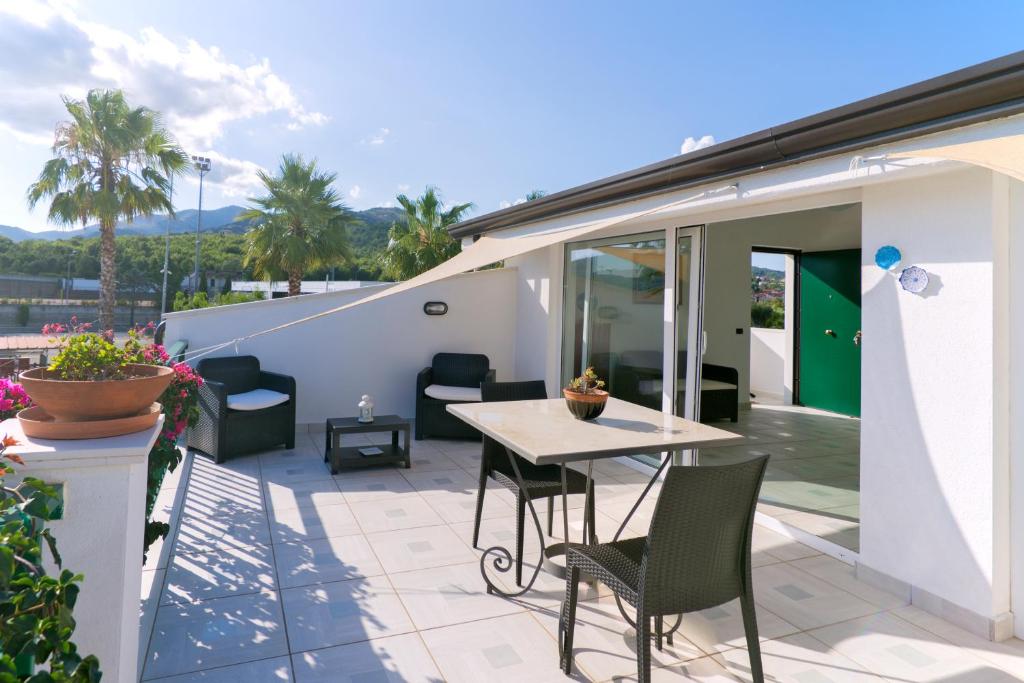 A balcony or terrace at Brezza dell'Alento