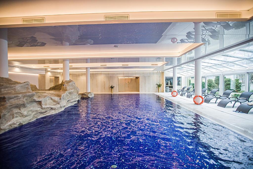 Bazén v ubytování Hotel Lubicz nebo v jeho okolí