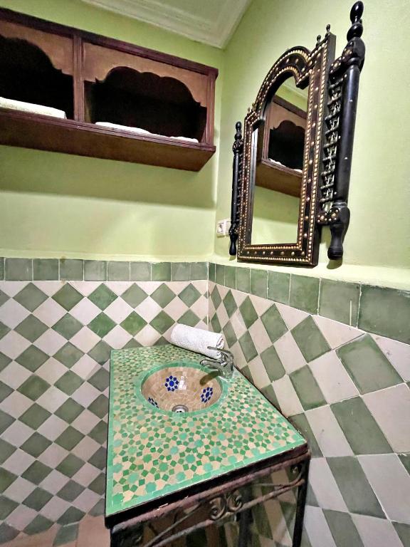 Fotografie z fotogalerie ubytování Riad Dar Guennoun v destinaci Fès