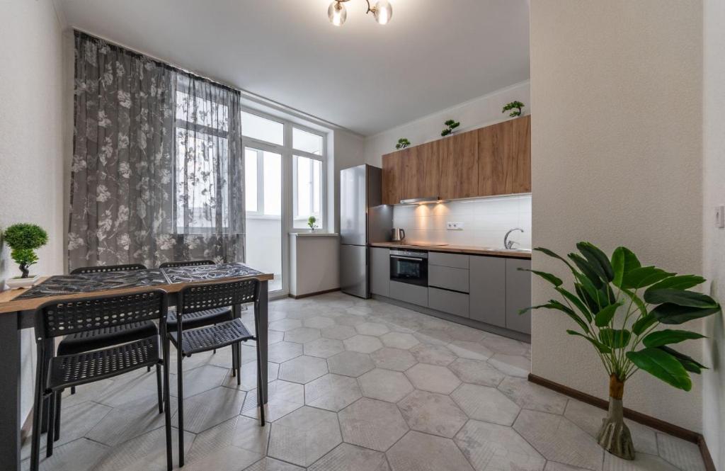 Pozniaky, sovremennye apartamenty ul E.Pchelky 7 photo 4