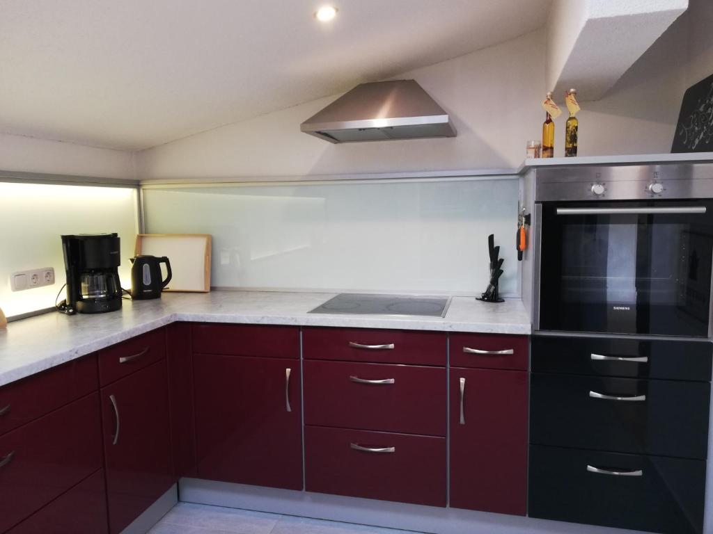 Kuchyň nebo kuchyňský kout v ubytování Ferienwohnung Fernblick