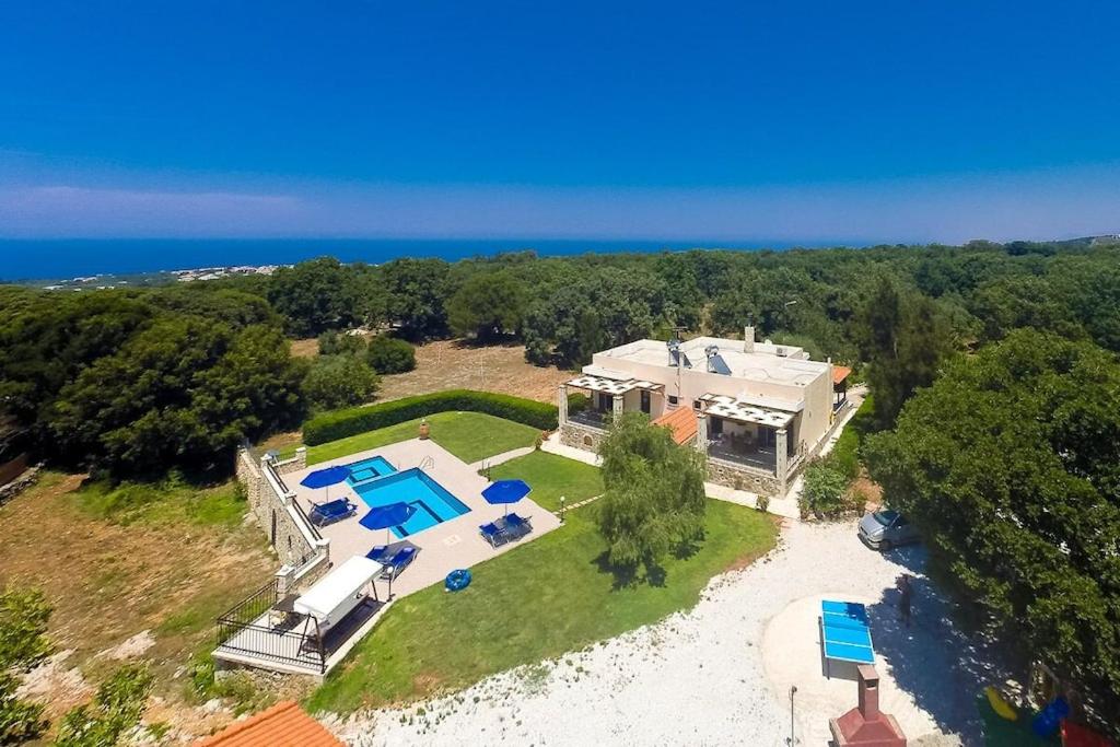 The swimming pool at or close to Aphrodite Villa