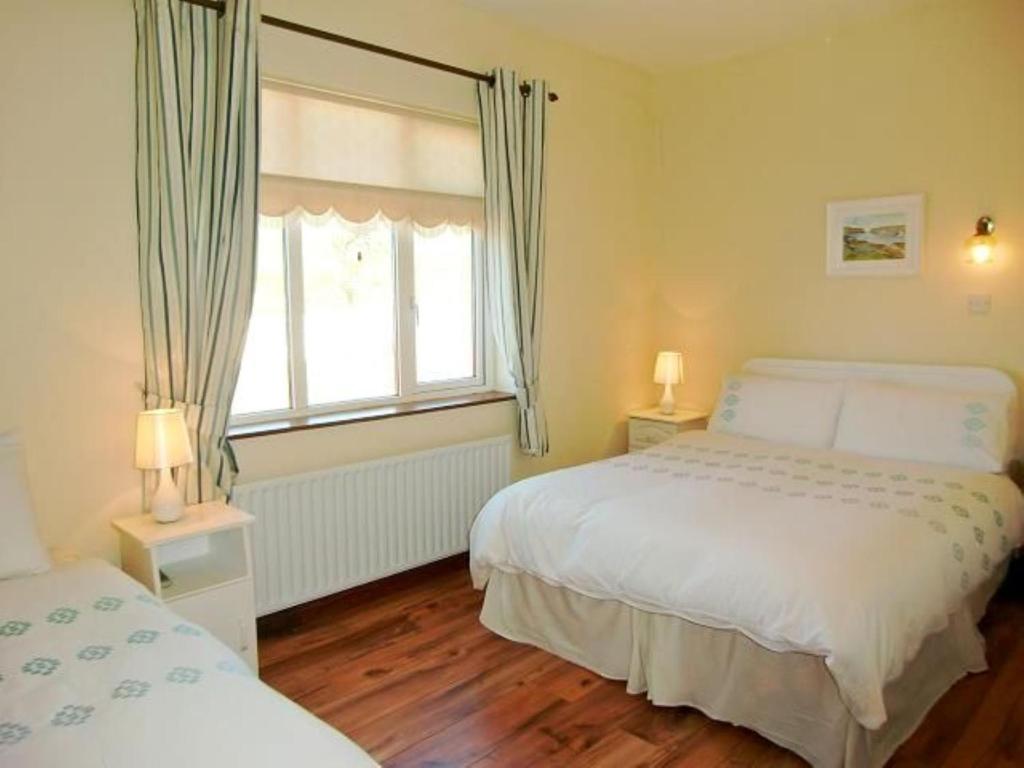 Postel nebo postele na pokoji v ubytování Hilltop B & B