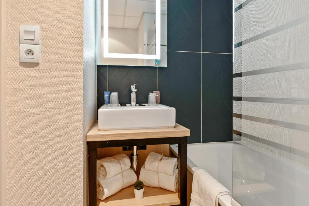 Appart'City Confort Lille - Euralille - Resim 17