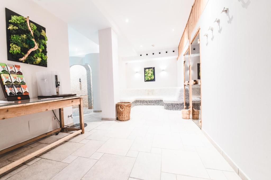 A kitchen or kitchenette at Appartements Cella Central