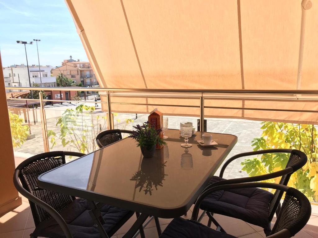 Balkón alebo terasa v ubytovaní Apartament Catalunya, céntrico y con Parking