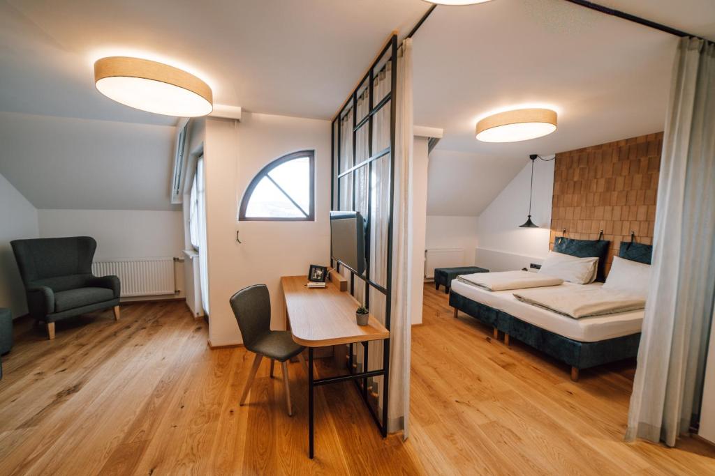 Postel nebo postele na pokoji v ubytování Mein Hotel Fast