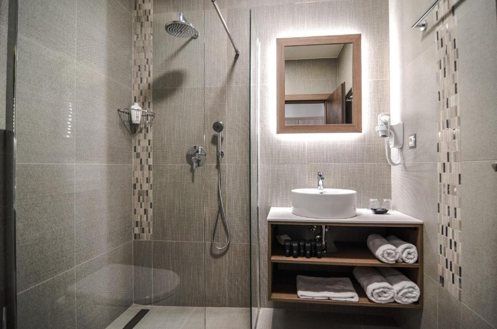 A bathroom at Hotel Galant Mikulov