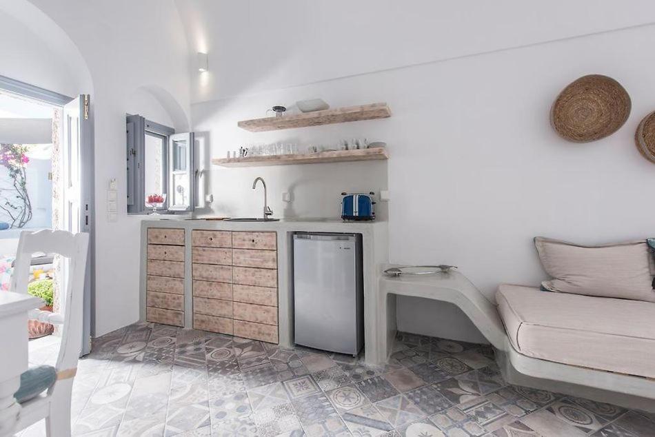 Kuchyň nebo kuchyňský kout v ubytování Angels Villa Santorini