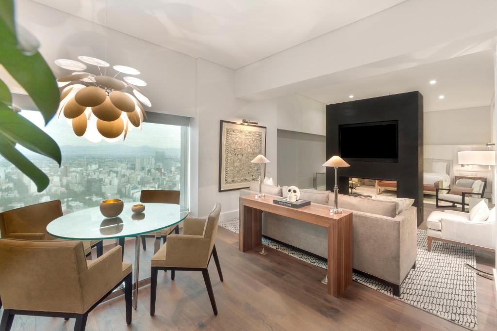 Presidente InterContinental Mexico City by IHG - Suite Mit Kingsize-Bett
