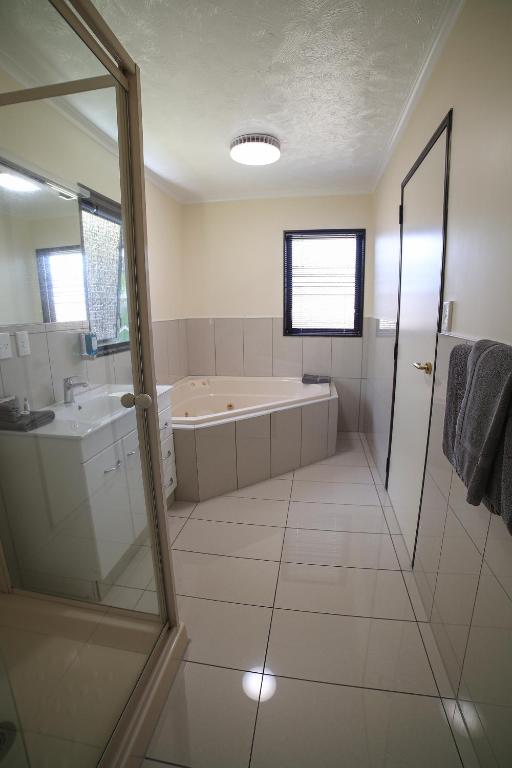 Palm City Motor Inn - Resim 20