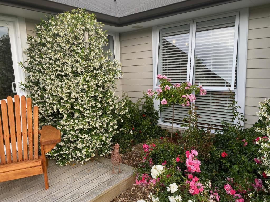 Zahrada ubytování Fitzroy BnB 39b Whangapoua Road