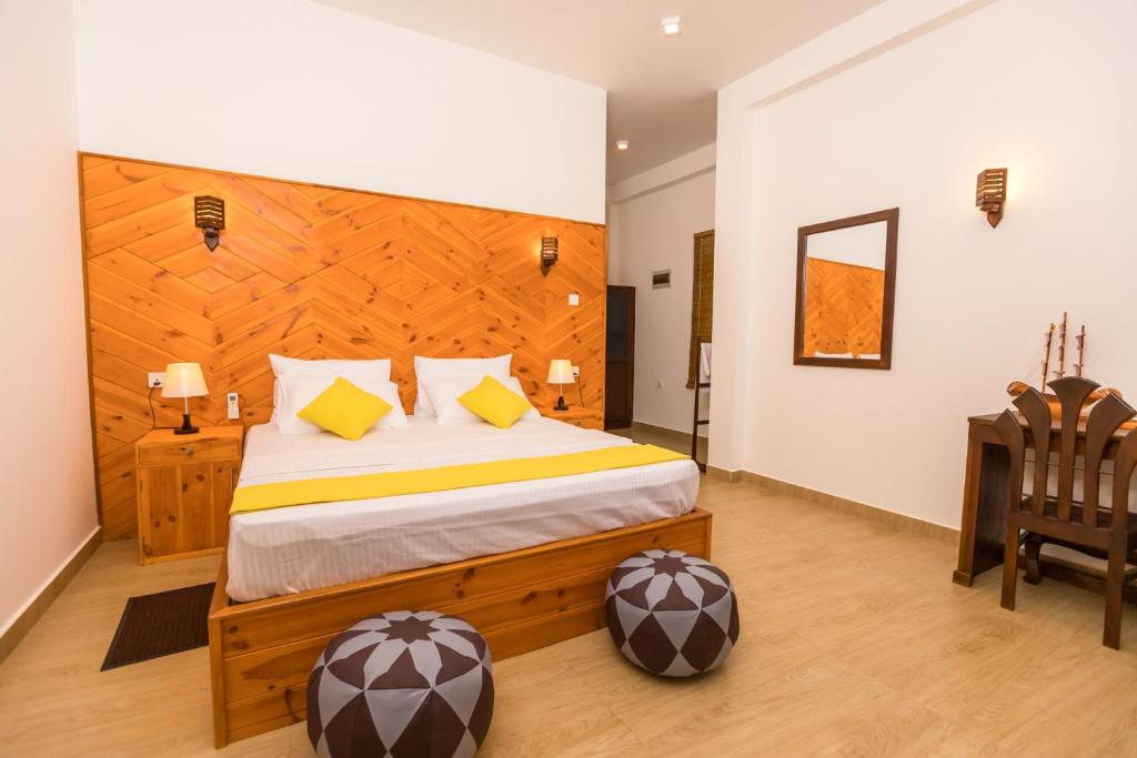 Shine Wave Turtle Beach - 13