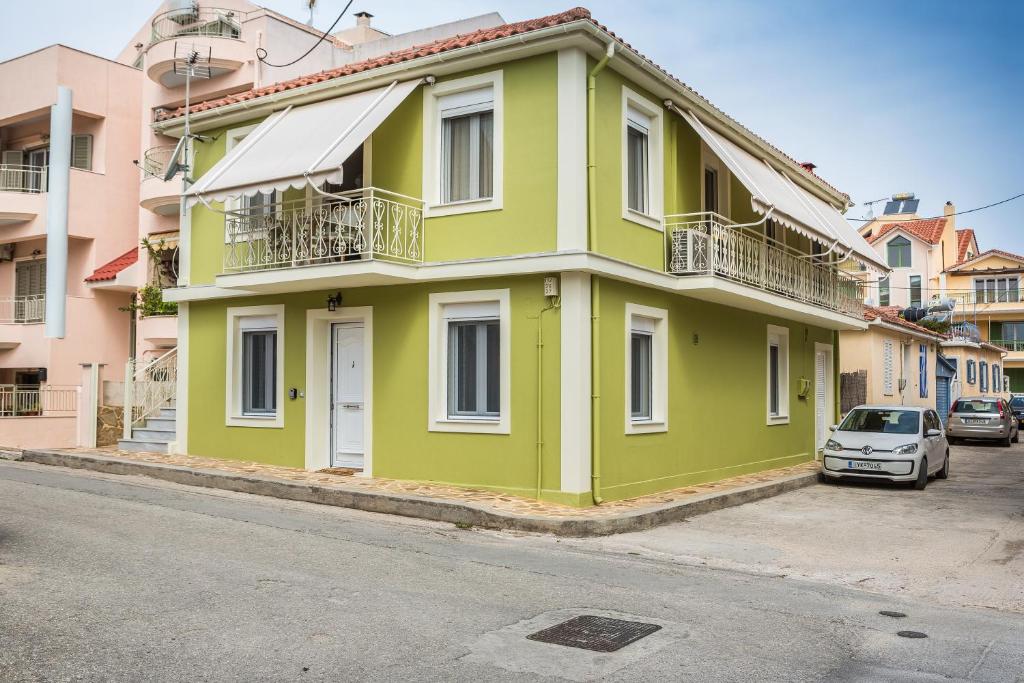 The building in which Az apartmant is located