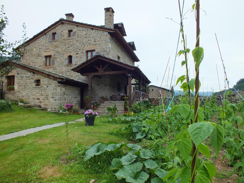 Vonkajšia záhrada v ubytovaní Posada La Braniza