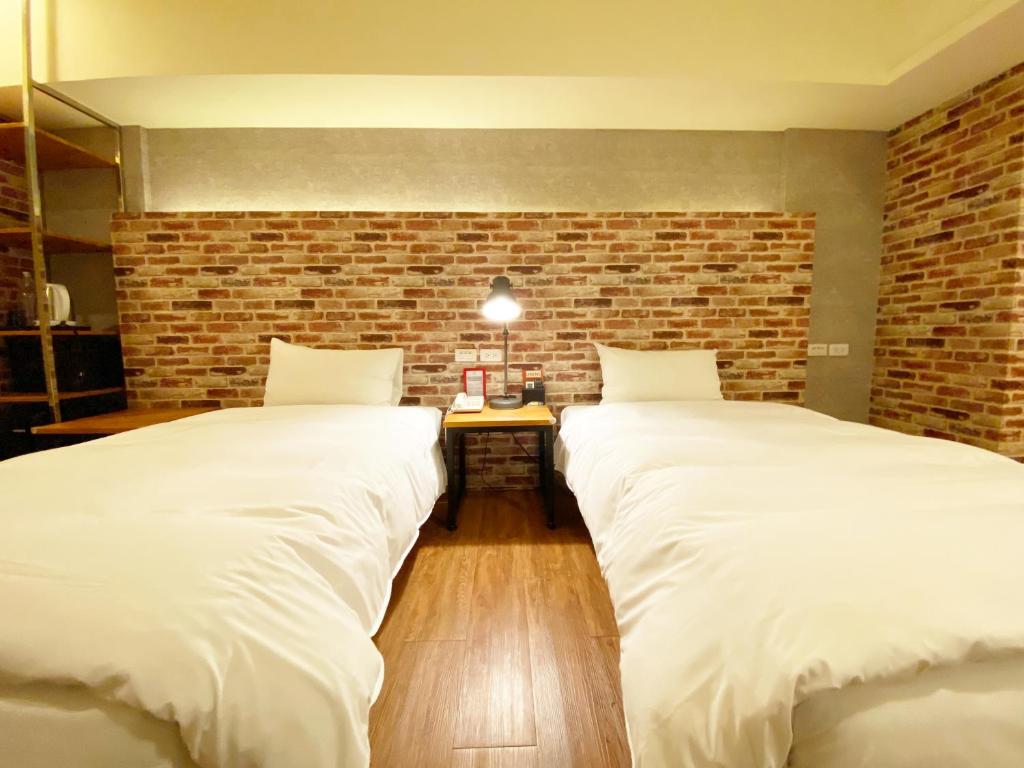 Taichung Old F Hotel - Deluxe Twin Room