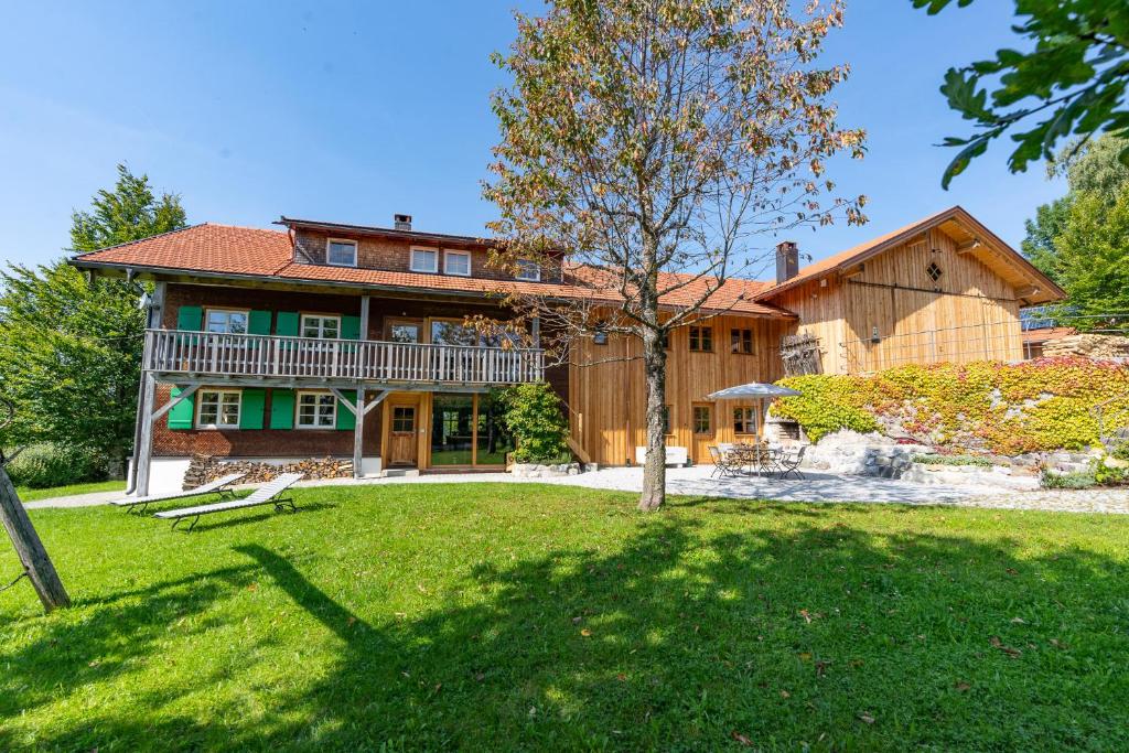 Landhaus Buchenberg - Casa De Seis Dormitorios