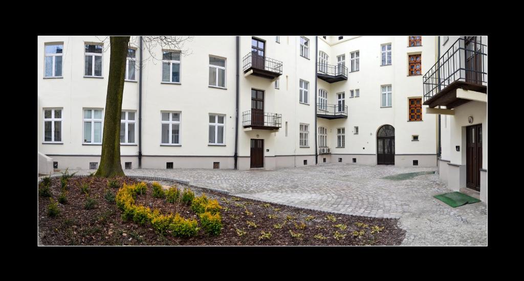 Budova, v ktorej sa apartmán nachádza