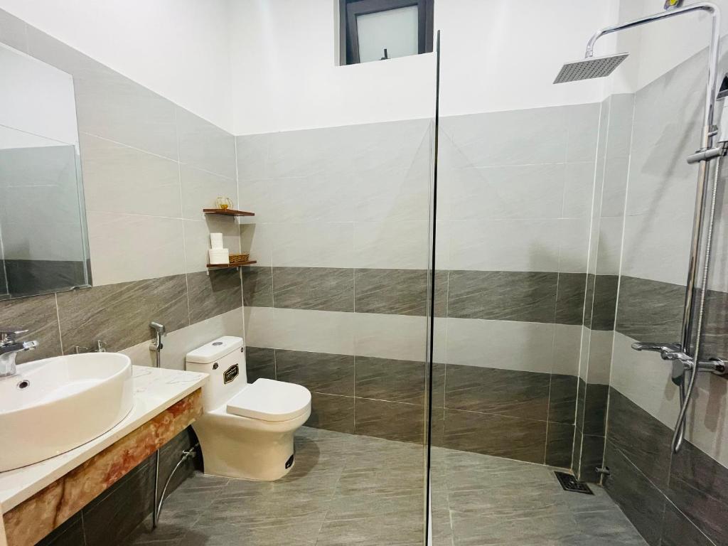 Sapphire Hotel Hue - 16