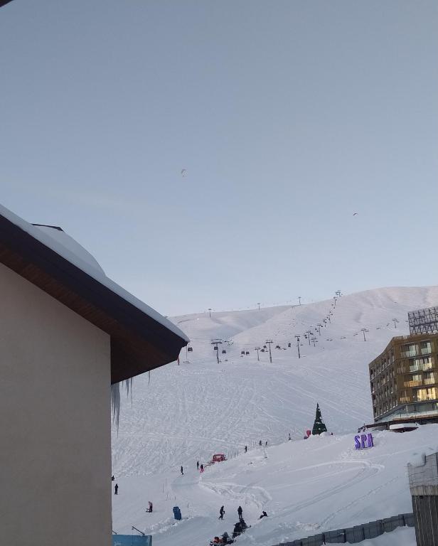 Snow Gudauri v zimě