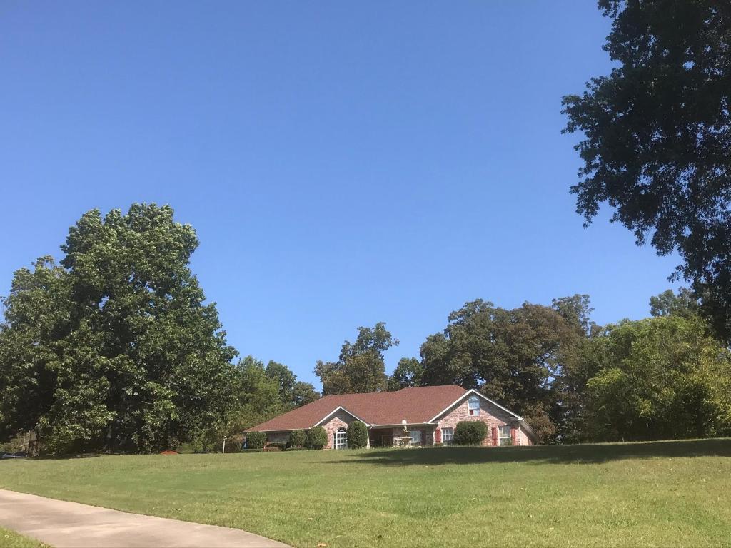 Red Oak Estates in the Country, Fayetteville (updated prices 2024)