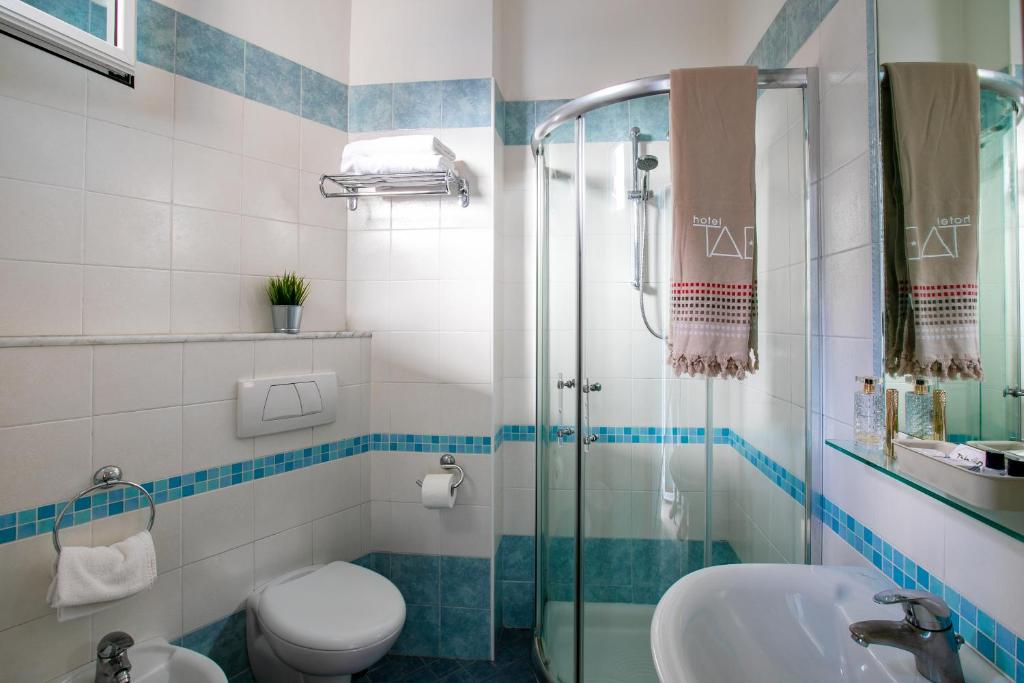 Koupelna v ubytování Hotel Tabor