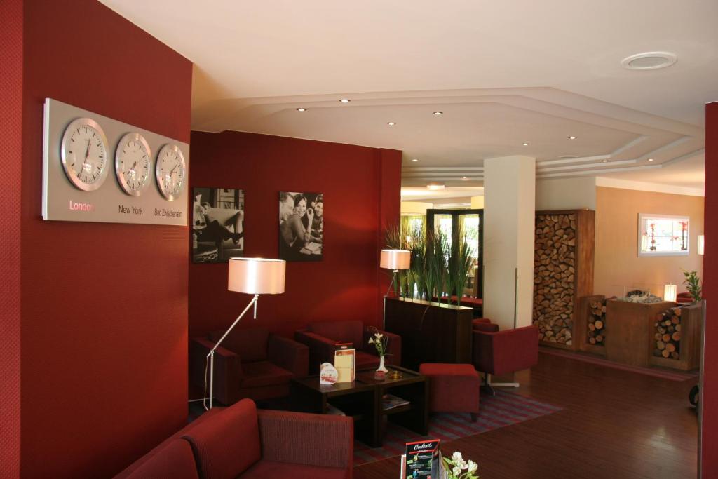 Posezení v ubytování NordWest-Hotel Bad Zwischenahn