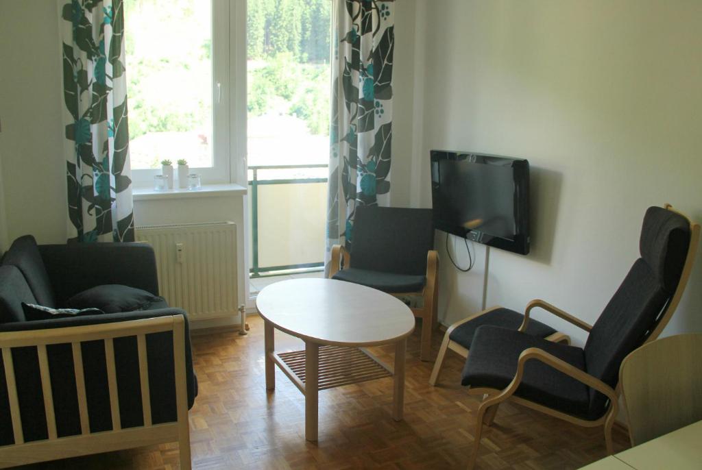 TV a/nebo společenská místnost v ubytování Residenz Lothringen by AlpenTravel