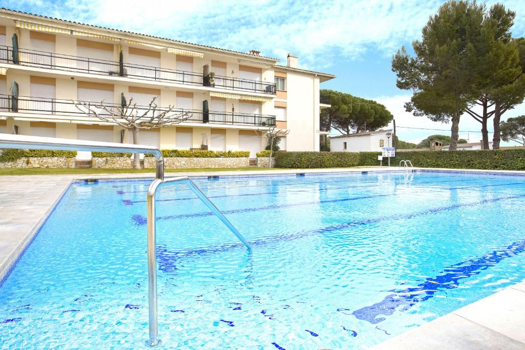 The swimming pool at or close to CB N-2 - Calella de Palafrugell