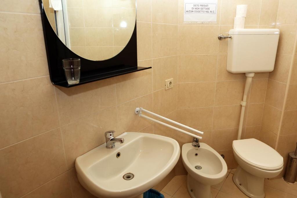 Łazienka w obiekcie Hotel Bicocca