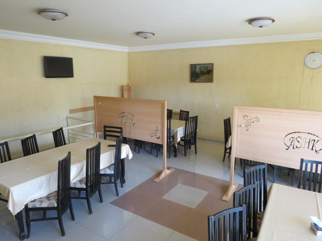 Posezení v ubytování White House Hotel