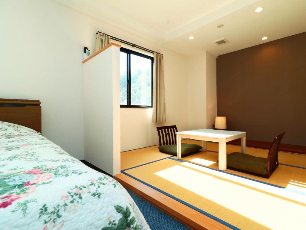 Izu Kansya - Familiekamer Met Badkamer