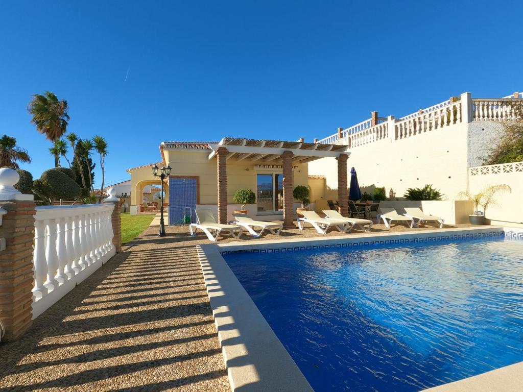 Casa Darren, Benajarafe – Precios actualizados 2022