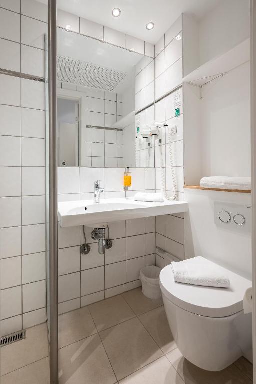 Koupelna v ubytování Go Hotel Ansgar