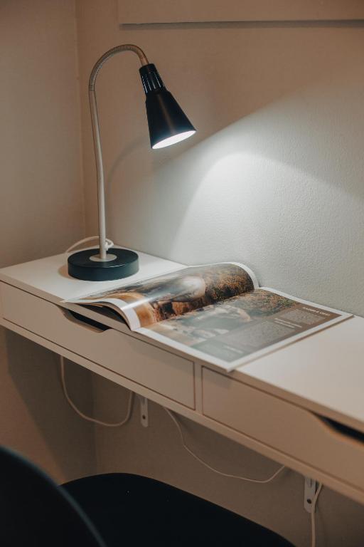 Kuchyň nebo kuchyňský kout v ubytování Studio 365 Serviced Apartments