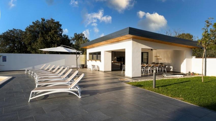 Hoone, kus villa asub