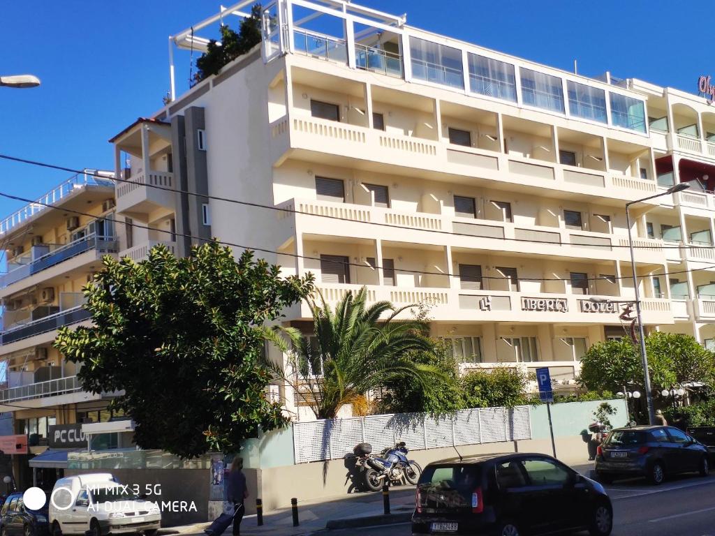 Budova, kde se hotel nachází