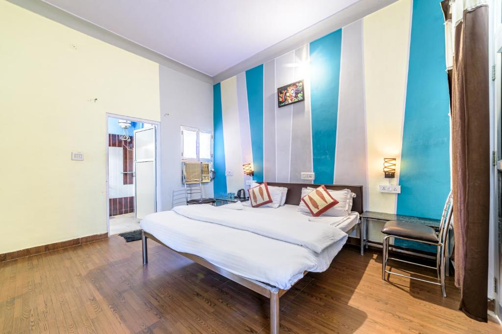 Postel nebo postele na pokoji v ubytování Hide-In Pushkar