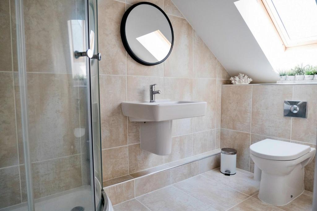 Koupelna v ubytování Finest Retreats - Tolcarne Stay - Luxury Newquay Apartment